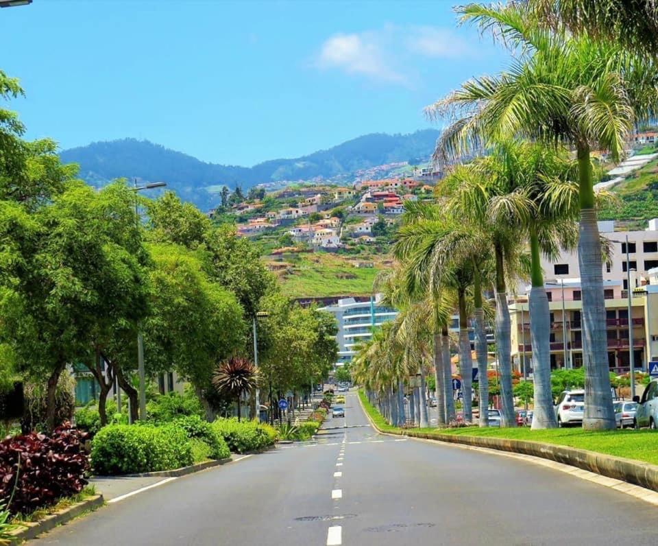 Pakisa-holidays * Funchal (Madeira)